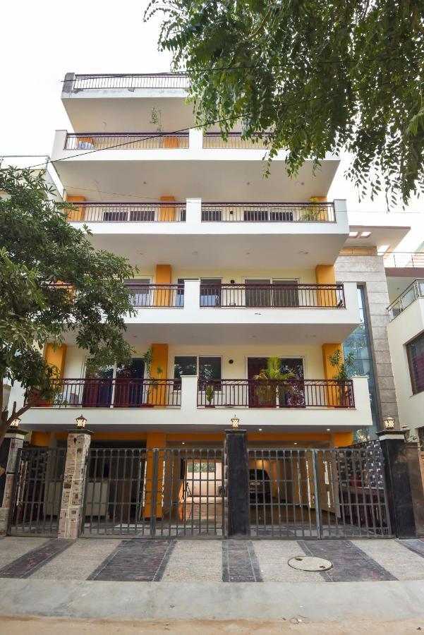 Bedchambers Medicity Serviced Apartments In Gurgaon Exterior foto