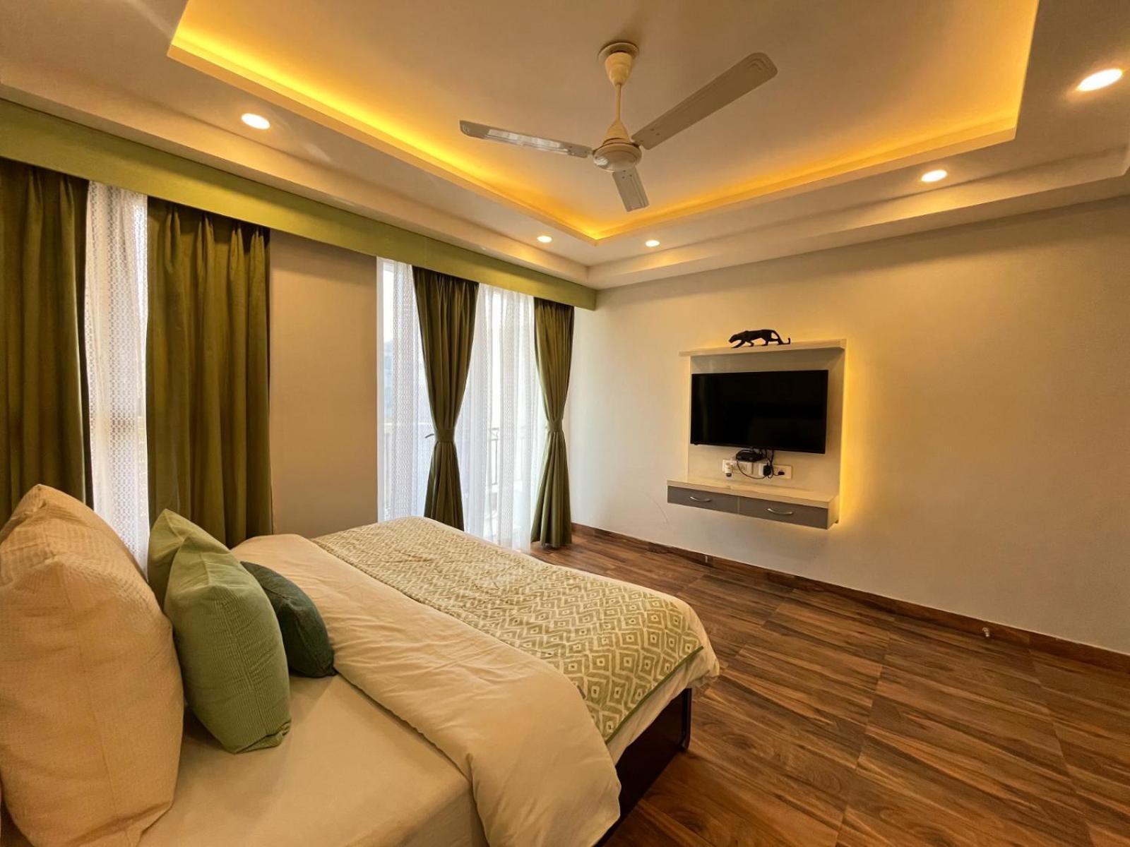 Bedchambers Medicity Serviced Apartments In Gurgaon Exterior foto